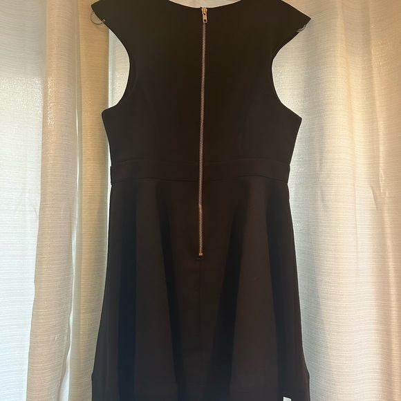 Chelsea, ladies little black dress, size medium, HONEY - Picture 3 of 5